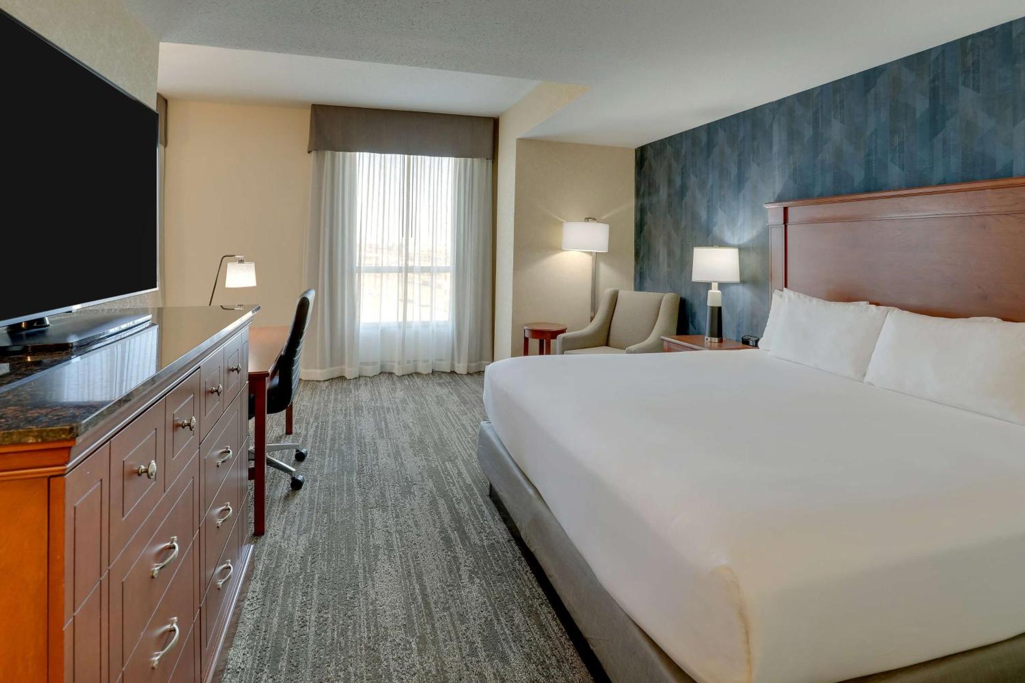 Hotel Drury Plaza Mt Vernon 3*