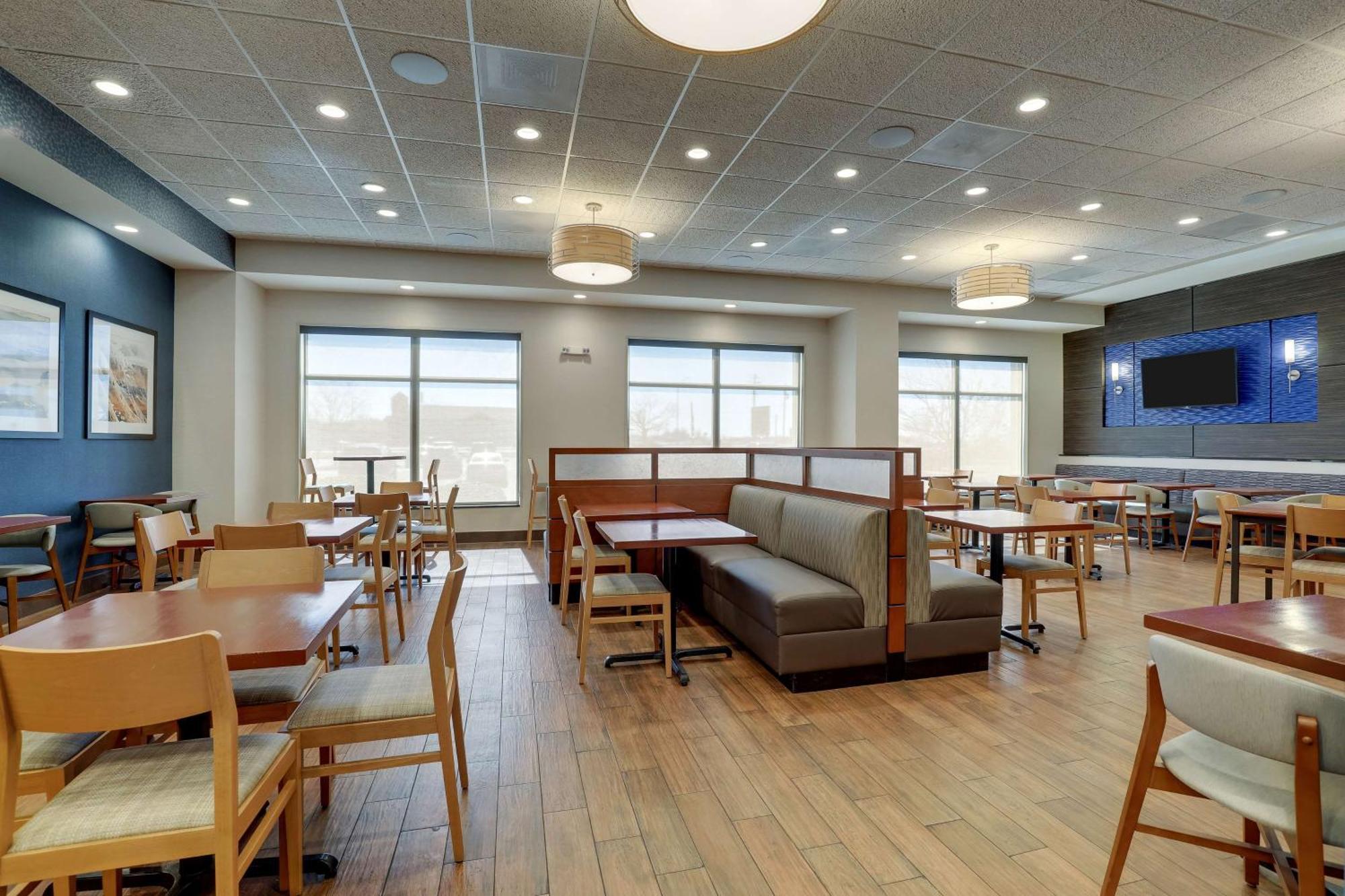 Drury Inn&suites Mt. Vernon