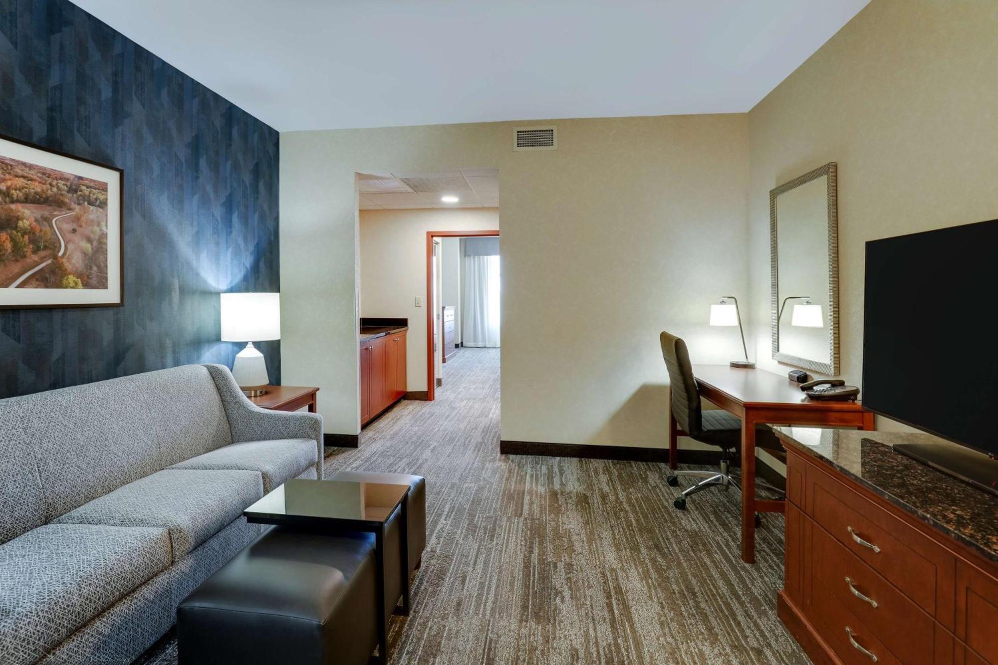 Drury Inn&suites Mt. Vernon 3*