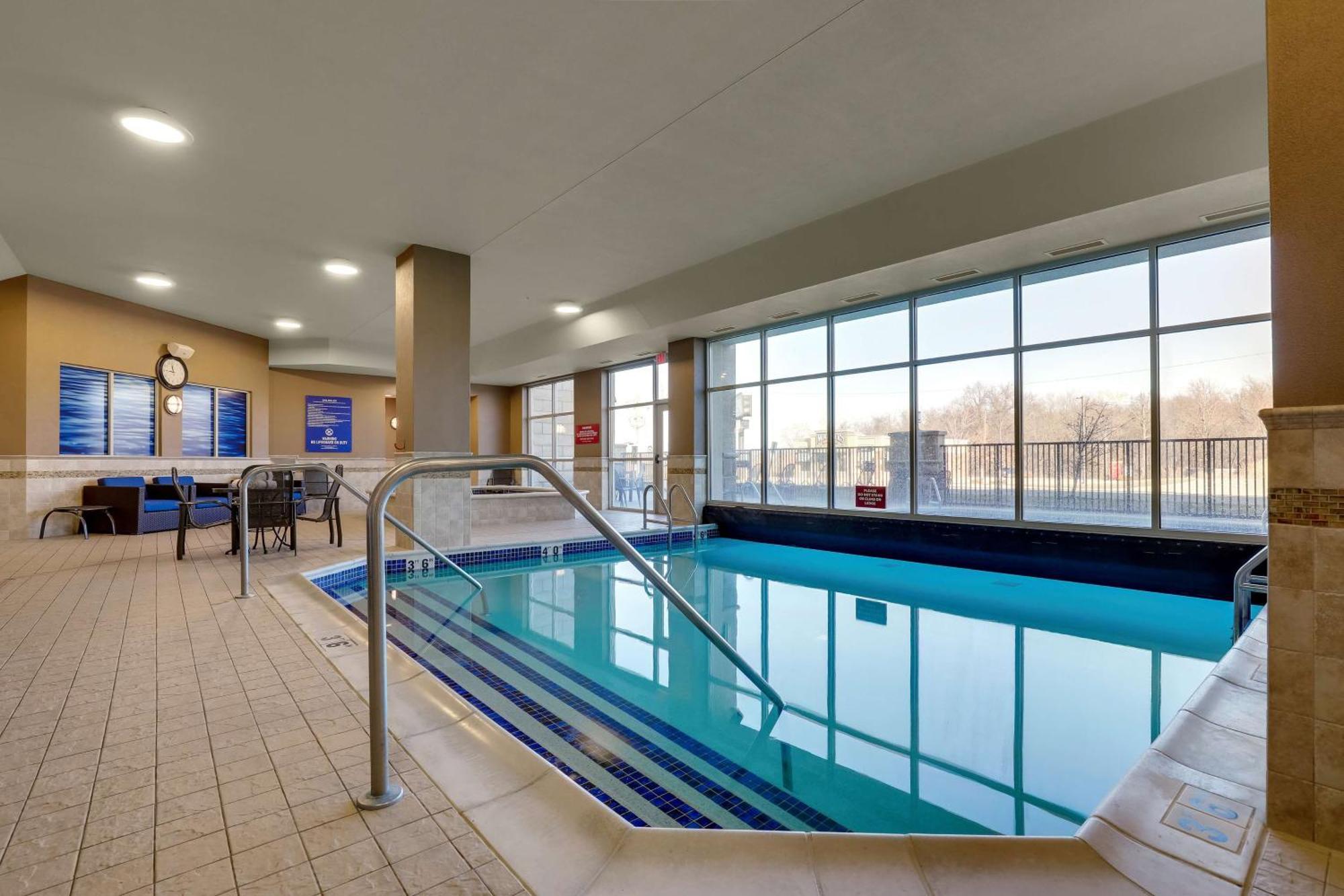 Drury Inn&suites Mt. Vernon 3*