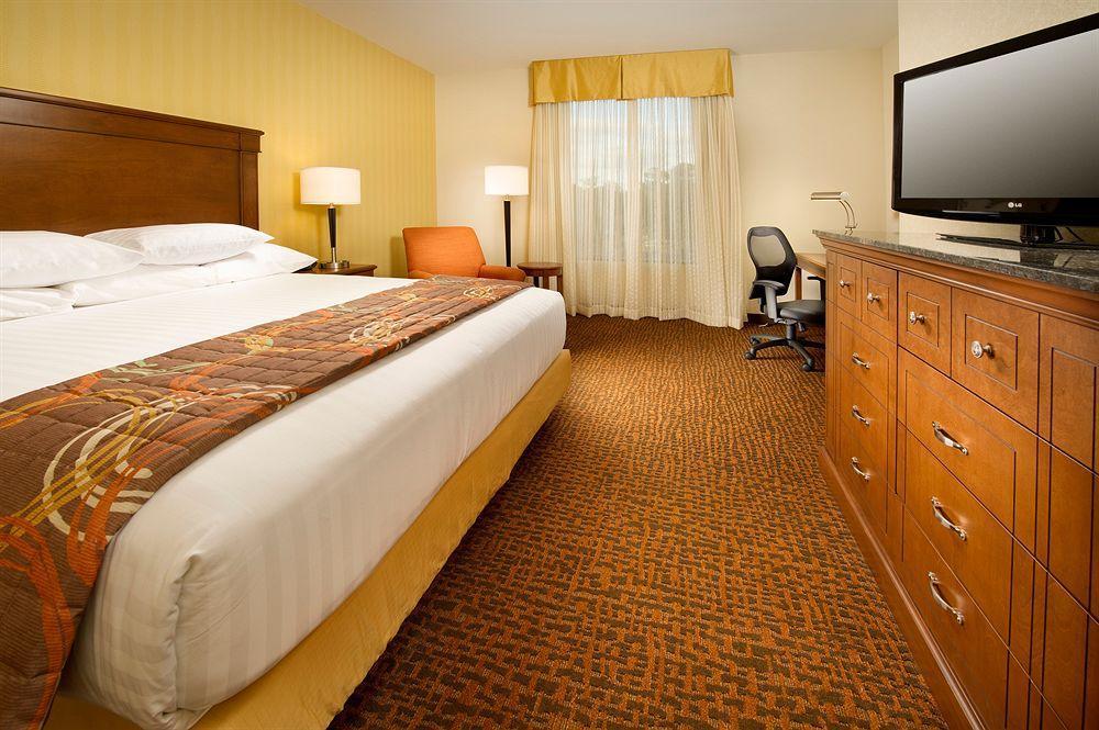 Drury Inn&suites Mt. Vernon 3*